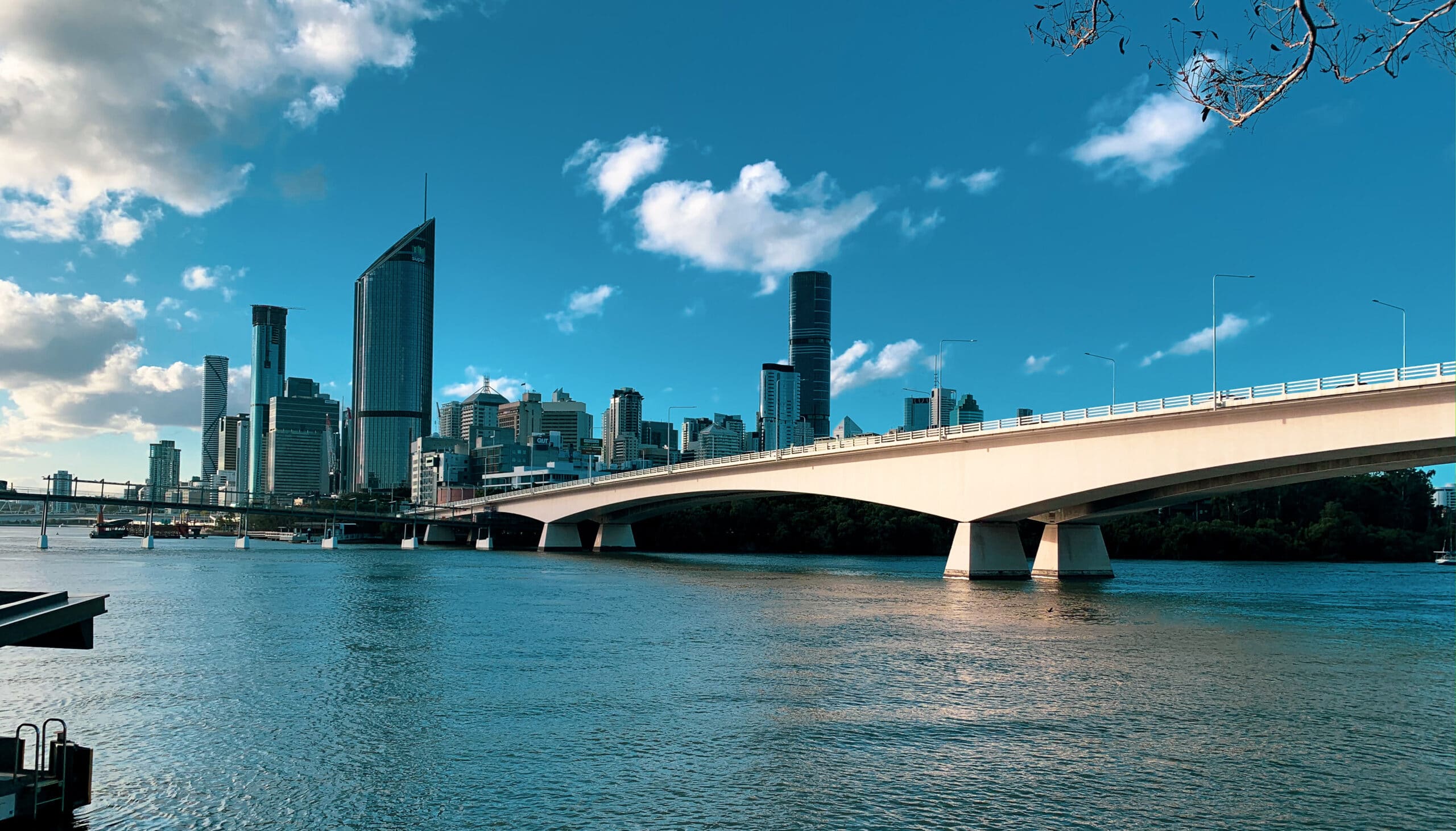 Brisbane River and Riverside Express Way